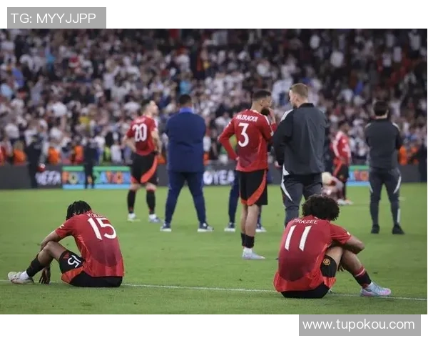 曼城与里昂精彩对决视频集锦回顾全场精彩瞬间与进球时刻